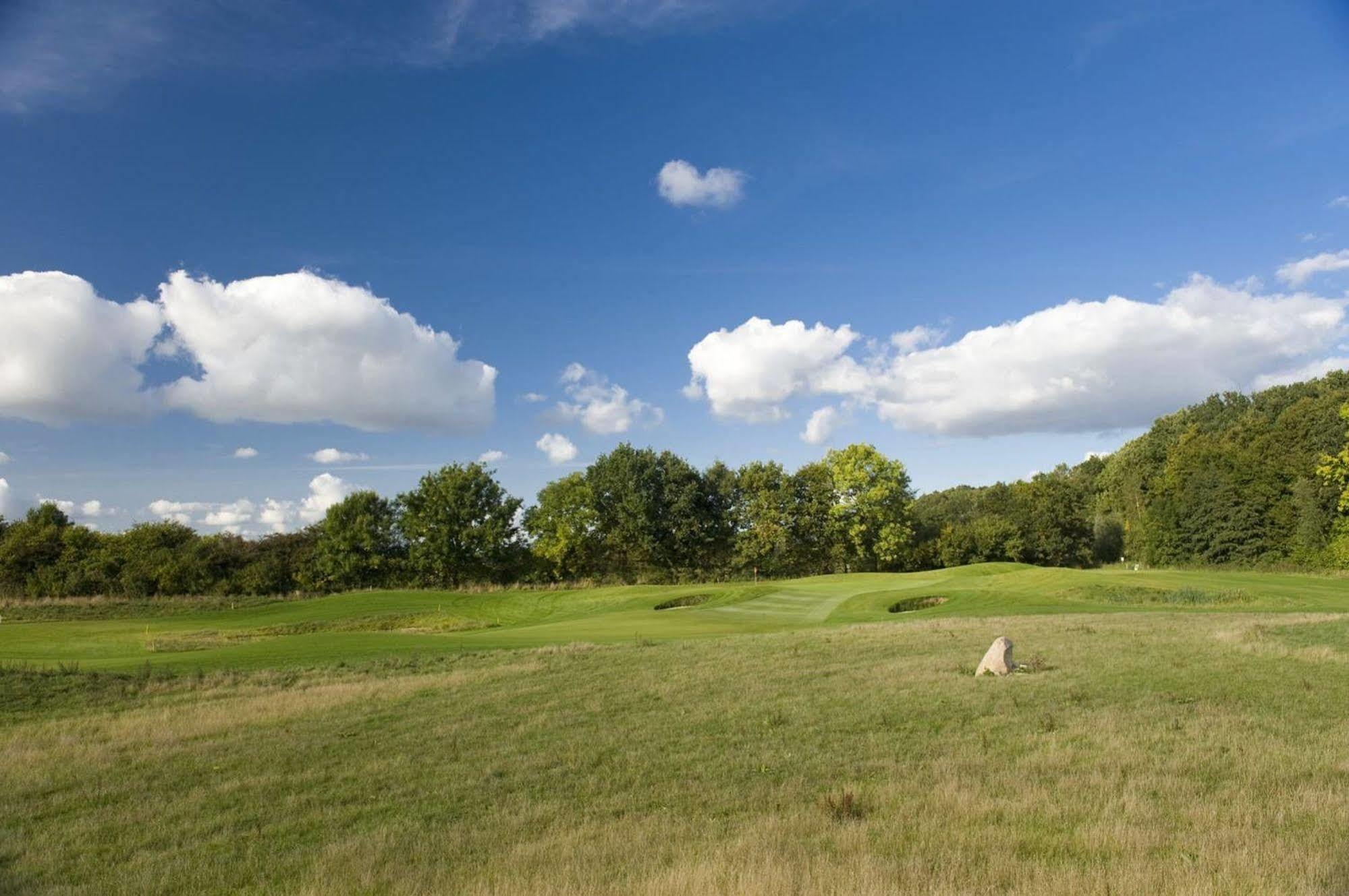 Golfpark Strelasund Süderholz Exterior foto